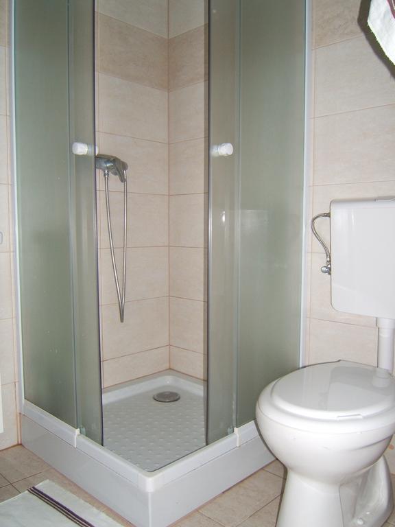 Kulturhaz Apartman Дьёр Номер фото